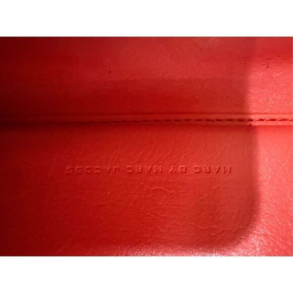 Marc Jacobs Lone Rider Wingman Women's Smartphone Wristlet Wallet with chain - Picture 7 of 9